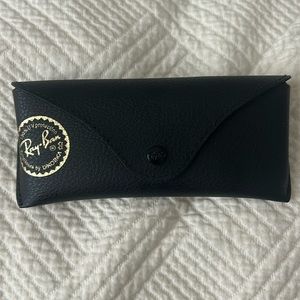 Brand new, authentic Ray-ban aviator sunglasses